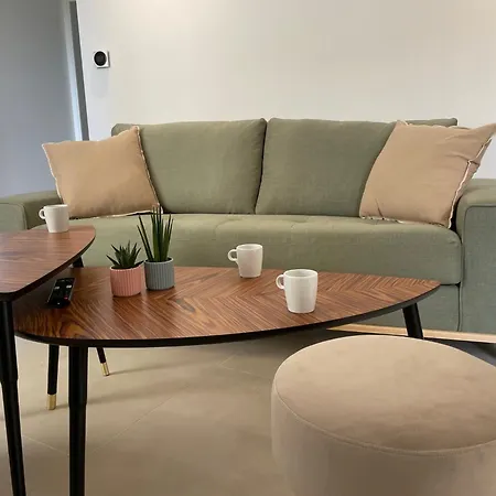 Neuf Et Design Apartment